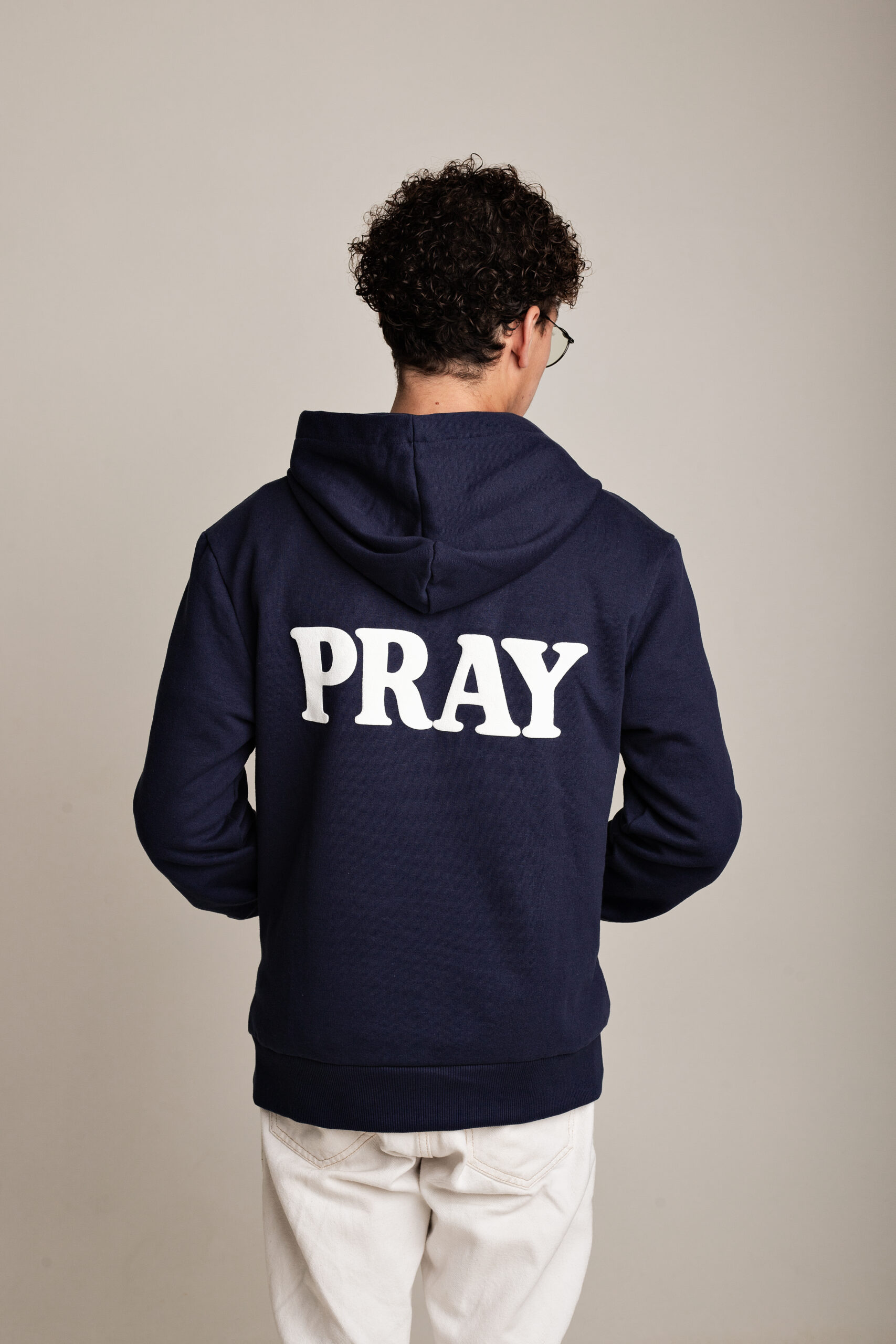 Moletom “Pray” Azul Marinho